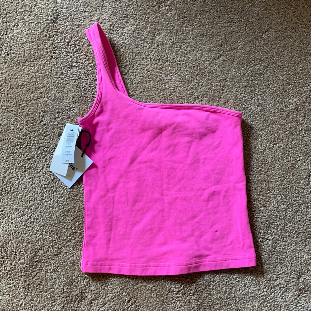 SOLD NWT pink aritzia one shoulder tank